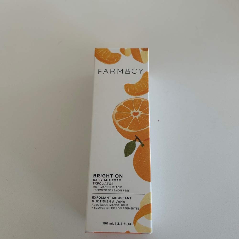Farmacy Bright On Exfoliator with Citrus Design